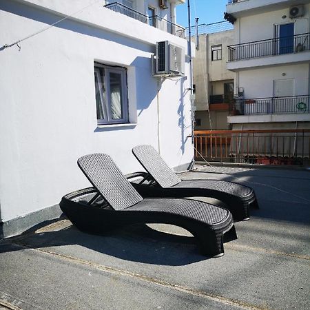Explore Greece From Cozy City Centre Apartment Халкида Экстерьер фото