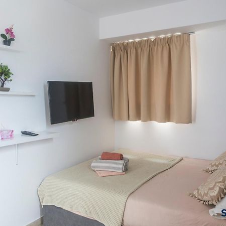 Explore Greece From Cozy City Centre Apartment Халкида Экстерьер фото